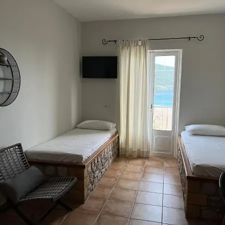 Atalanti Hotel