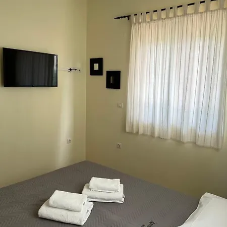 Atalanti Hotel