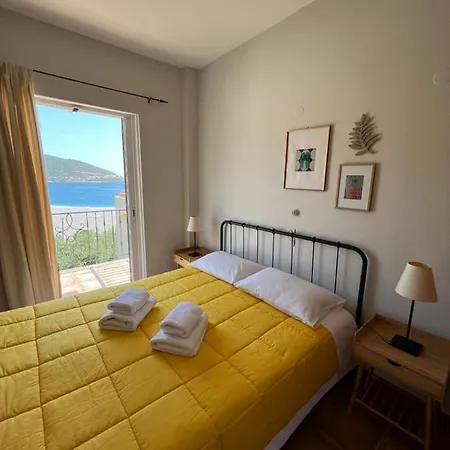 Atalanti Hotel
