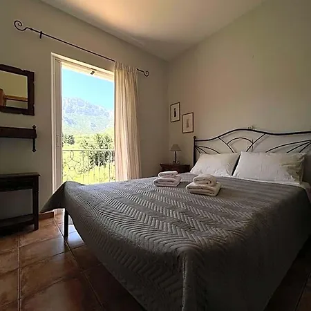 Hotel Atalanti Kyparission