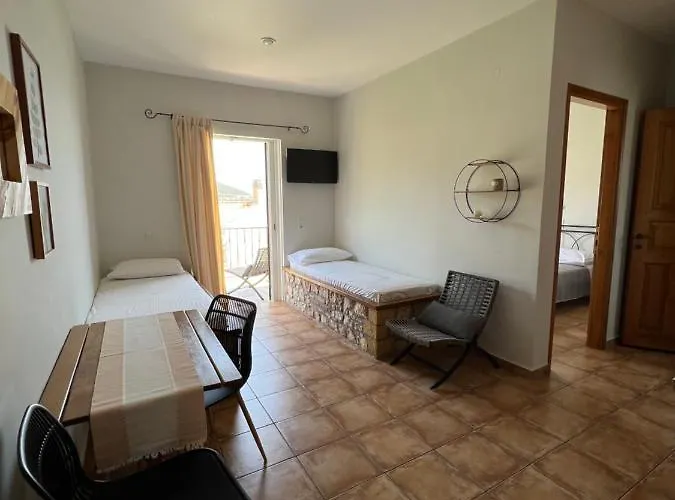 Atalanti * Kyparíssion