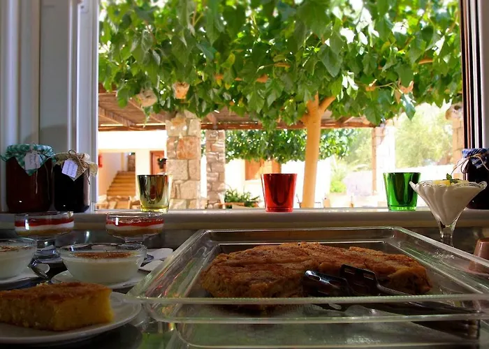 Atalanti Hotel Kyparíssion